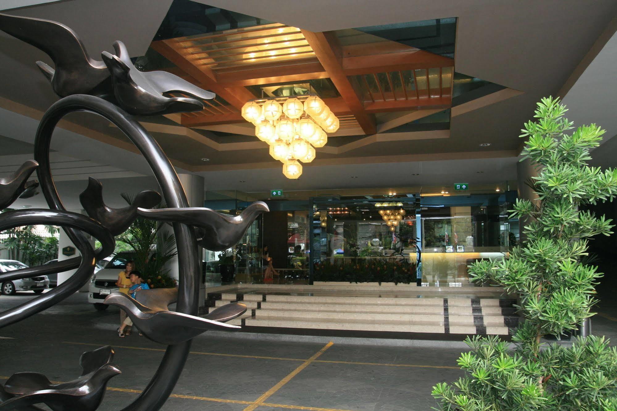 Cnc Residence Bangkok Exterior photo