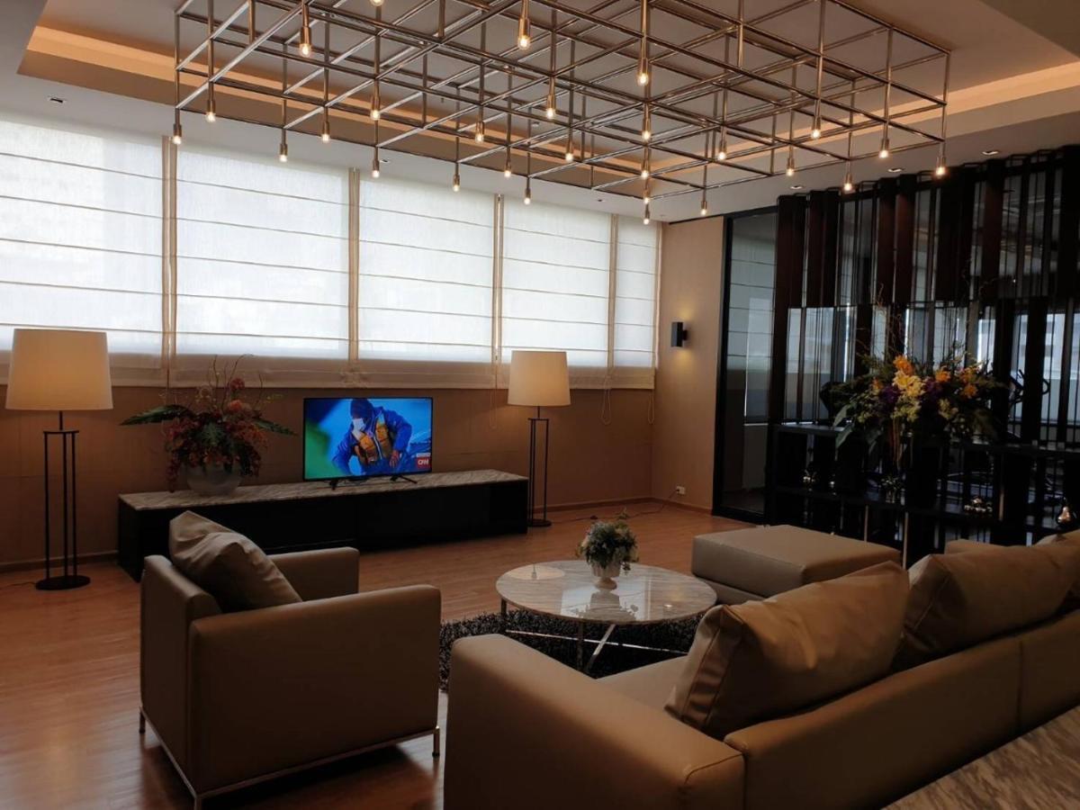 Cnc Residence Bangkok Exterior photo